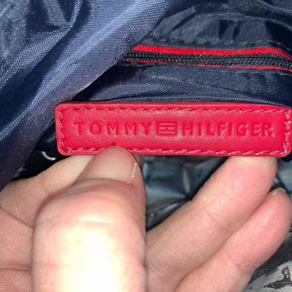 WOMEN TOMMY HILFIGER HOBO AND CROSSBODY BAGS - Picture 3 of 3